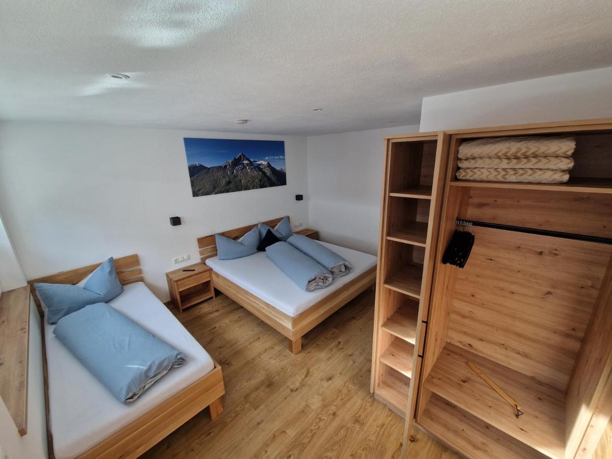 Apart Kreuzspitz Vent Extérieur photo