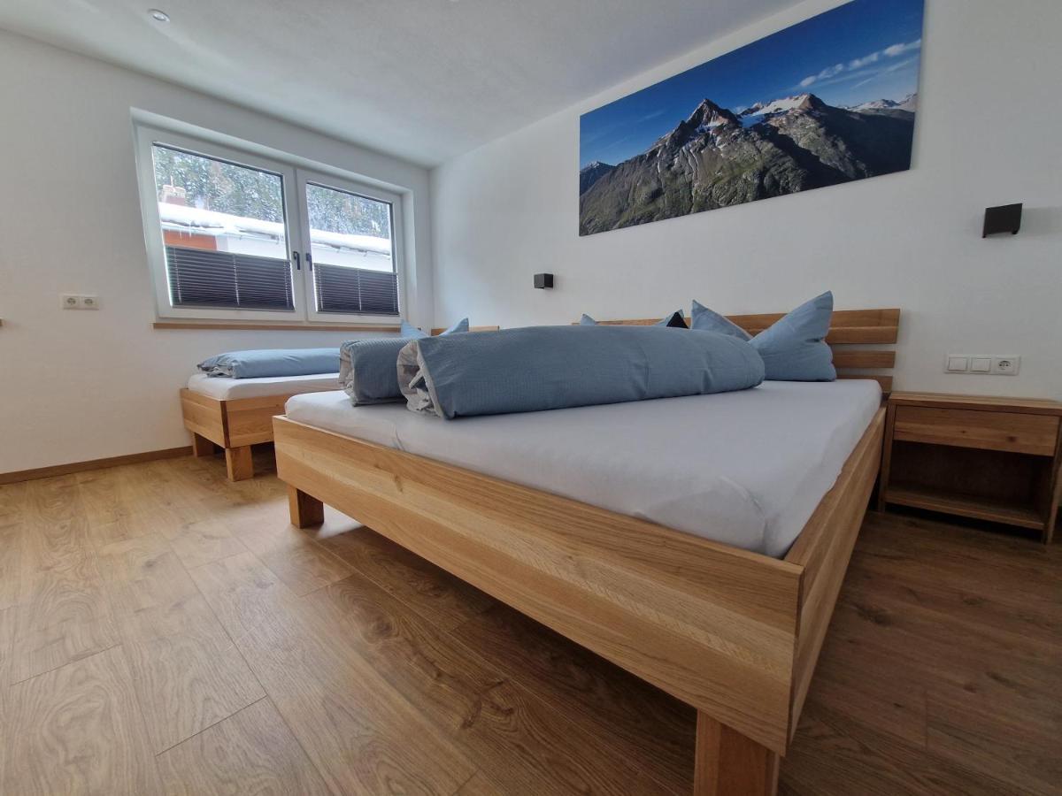 Apart Kreuzspitz Vent Extérieur photo